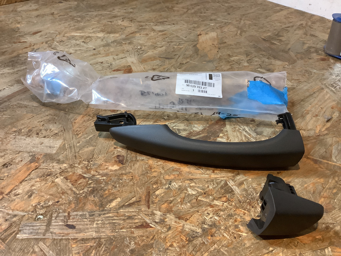 Corsa F Bj. 19-25 Türgriff vorne R.H Original PSA Groupe NEU