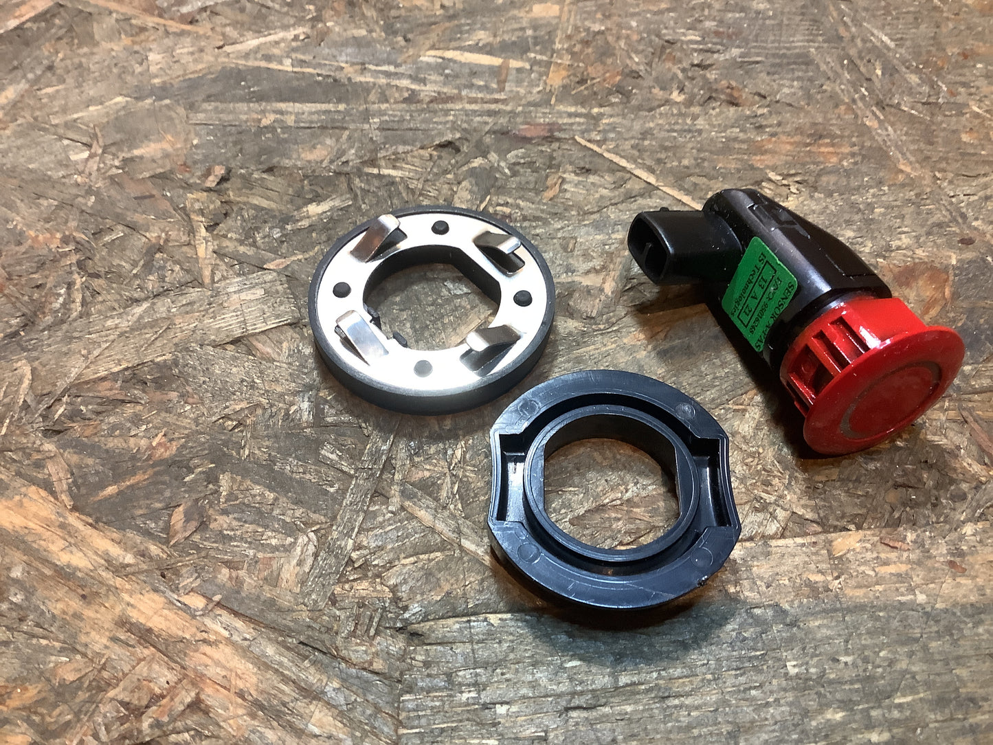 Chevrolet Spark ab 07.2010 Sensor Parlassistant rot Original GM NEU