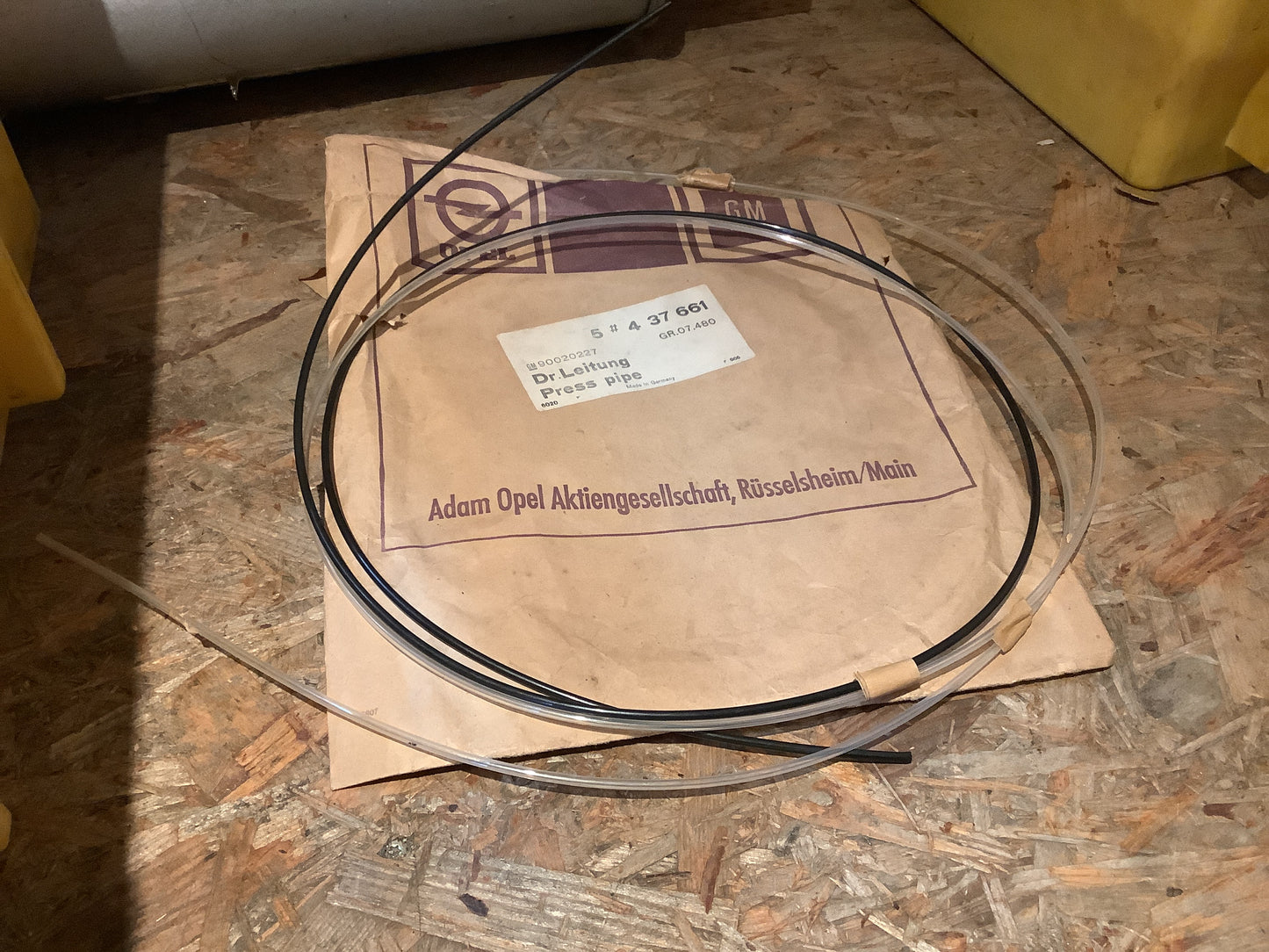 Opel Ascona C, Kadett E Unterdruckleitung Original Opel GM NEU