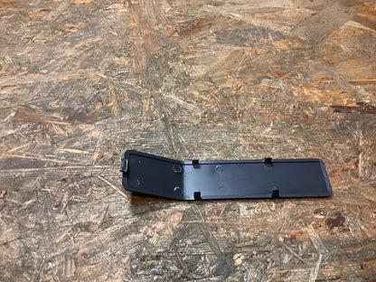 Mitsubishi Pajero Platte, Abdeckung, Bodenkonsole Original NEU