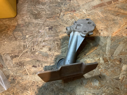 VW Jetta Bj. 81-84, VW Caddy MK1 Ölpumpe Original VW NEU