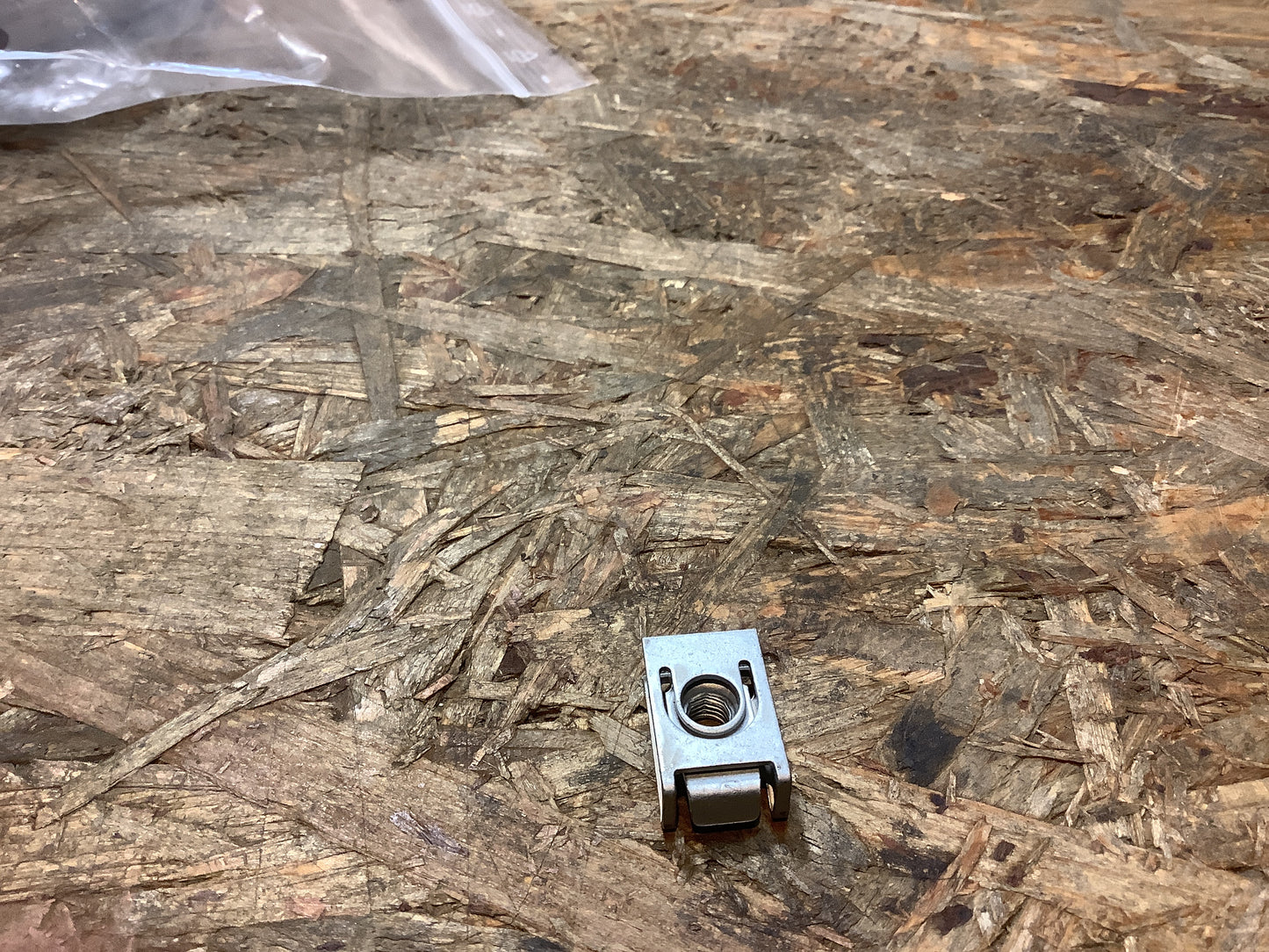 Peugeot/Citroën Blechmutter NEU