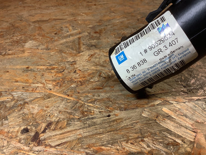 Astra F Anschlussstutzen, Luftansaugung, Luftreiniger an Frontblech Original GM NEU