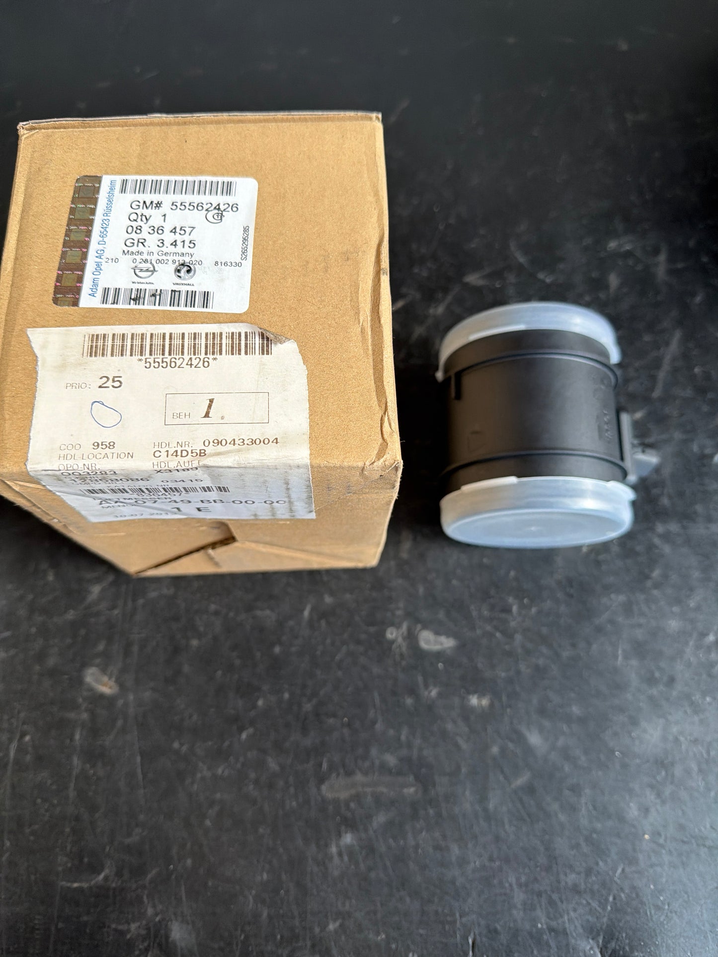 Original GM Opel Astra J 2.0 Luftmassenmesser NEU