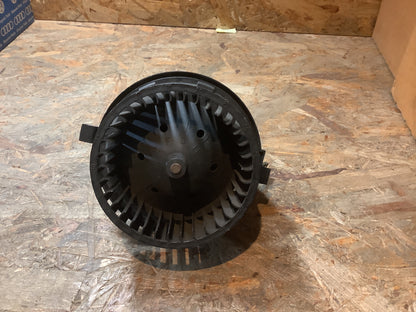 VW Golf II, VW Corrado, VW Jetta II Heizung, Gebläsemotor Original VW NEU