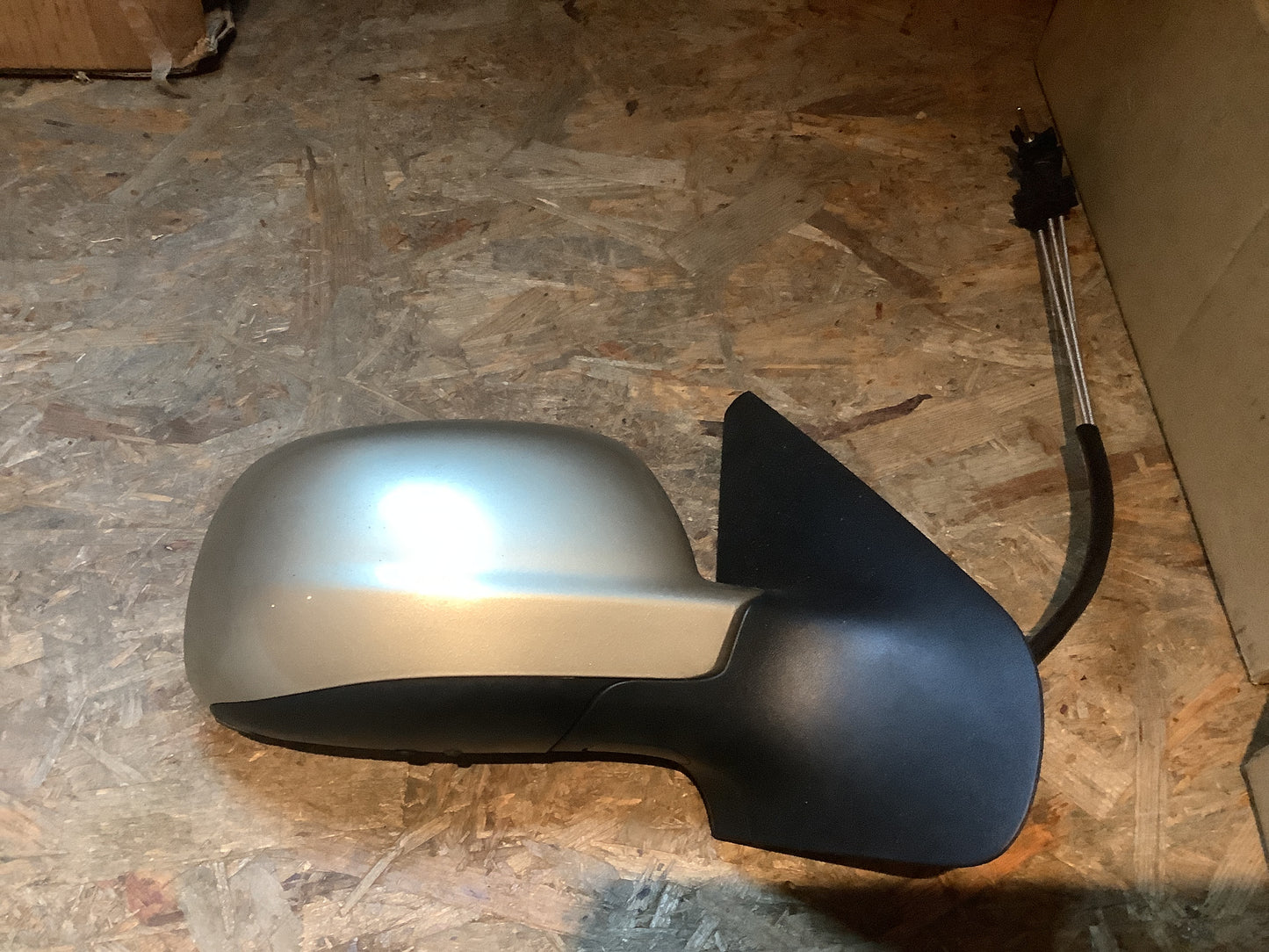 Vw Golf IV Außenspiegel rechts lackiert Original Genuine Parts NEU