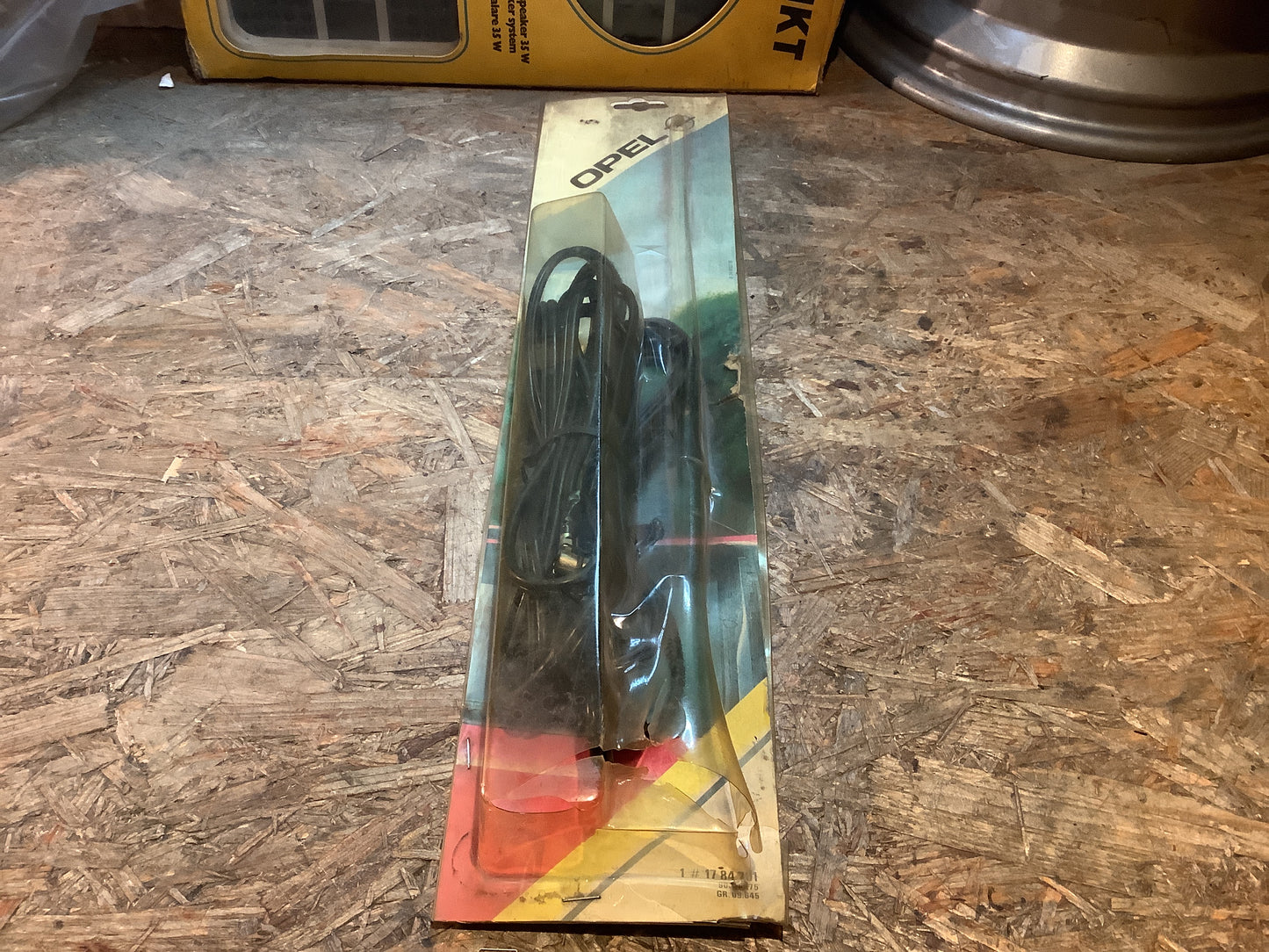 Corsa, Kadett E-HB, Kadett E-Caravan, Vectra-NB, Omega/Senator, Omega/Caravan, Vectra-HB, Kadett E-NB Antenne Original Opel NEU