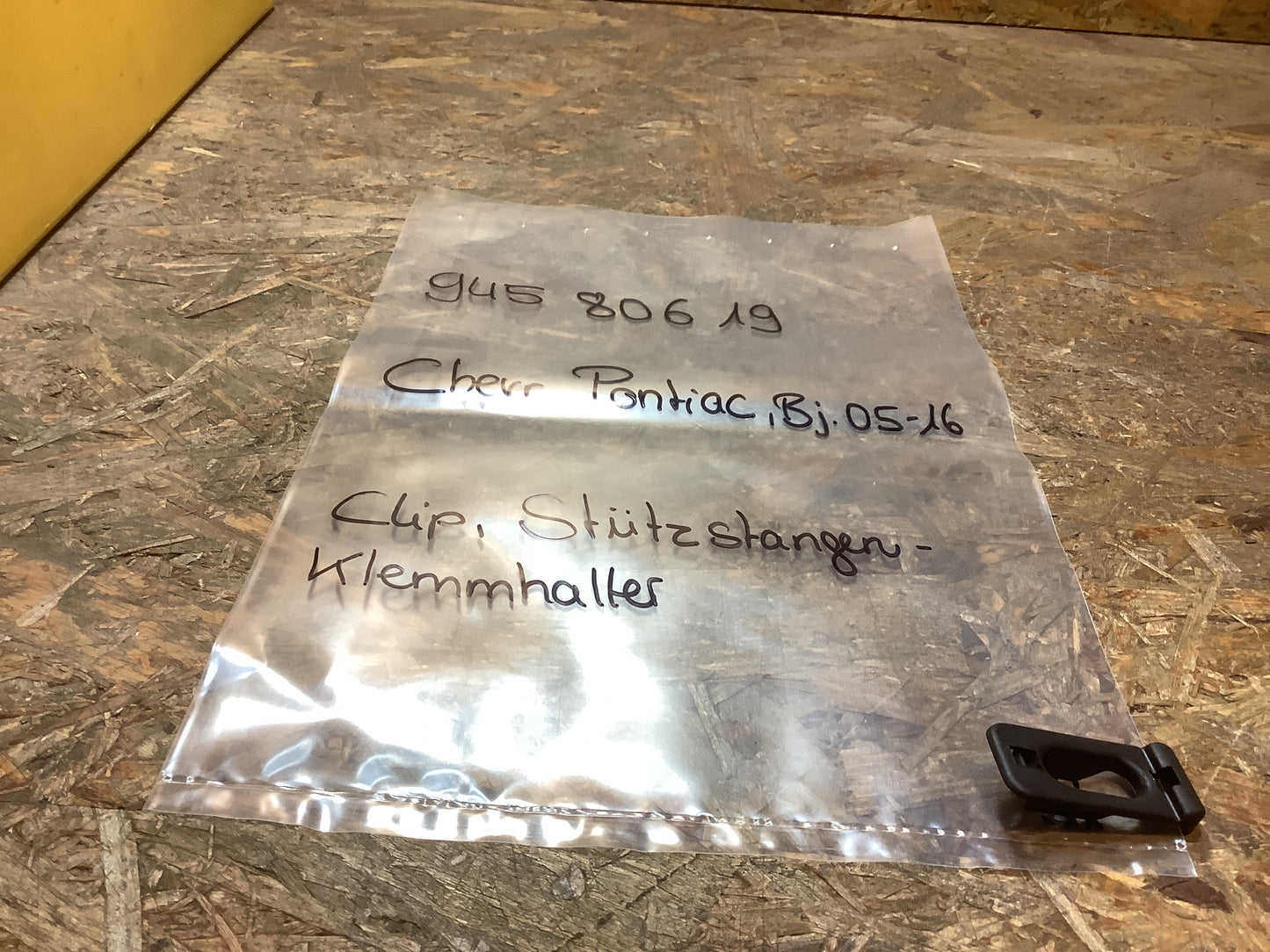 Chevrolet Pantiac, Bj. 05-16 Clip, Stützstangenklemmhalter Original GM NEU