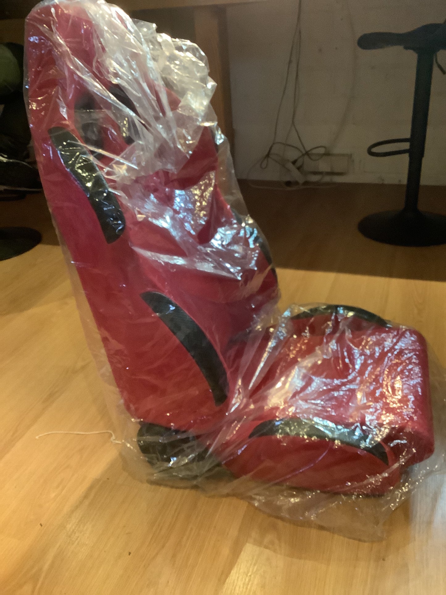 TA Technix Sportsitz - rot, Alcantara, verstellbar, rechts