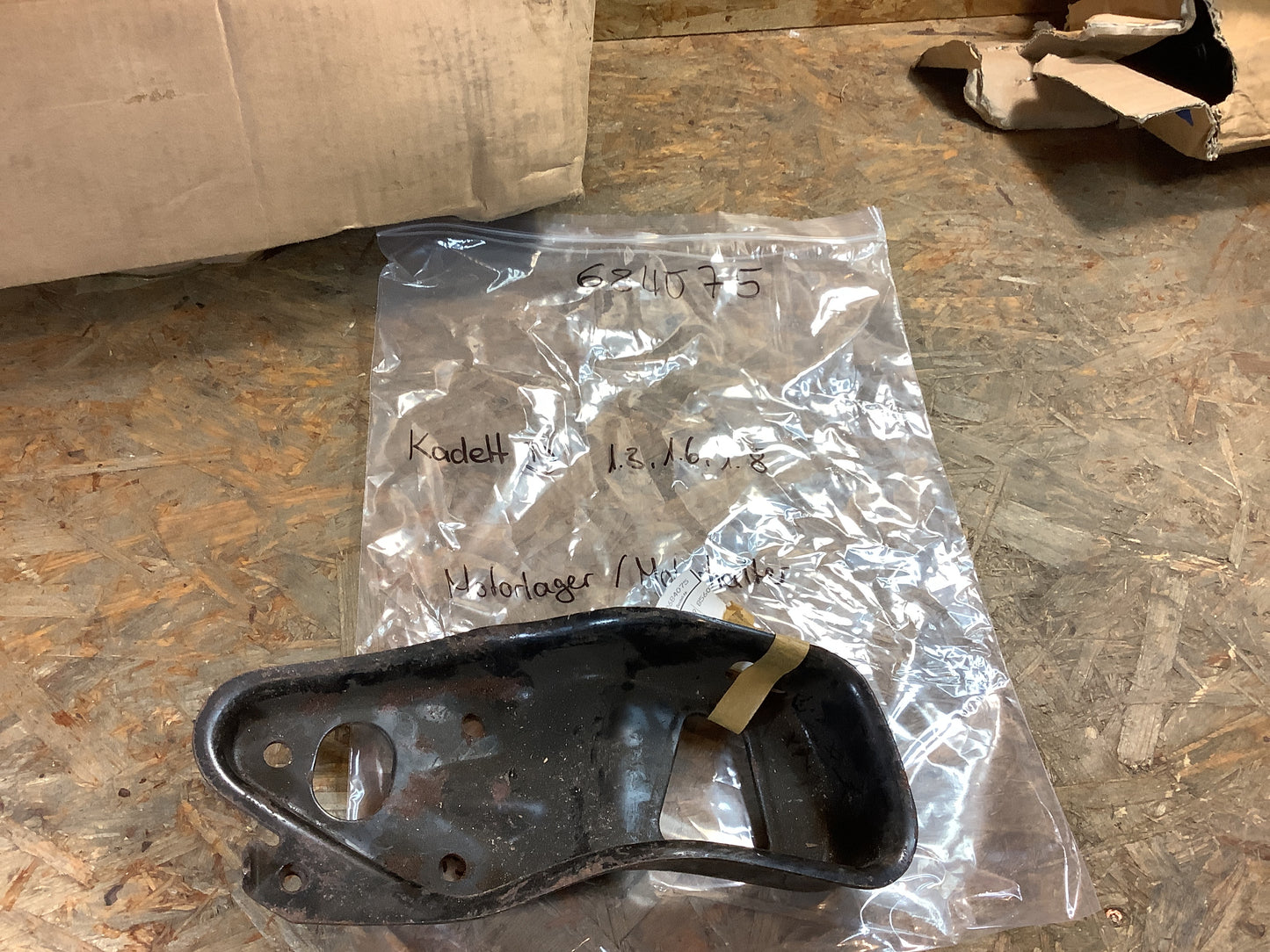 Kadett D Motorlager/Motorhalter Original Opel NEU