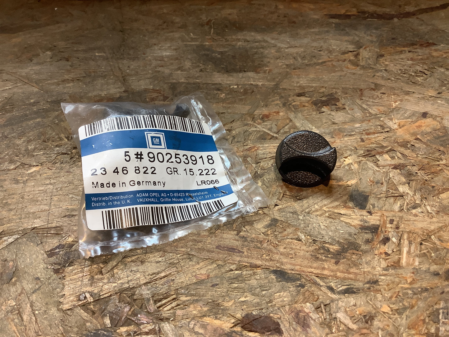 Opel Omega A, Vectra A Clip, Oberteil Seitenwand Original GM NEU