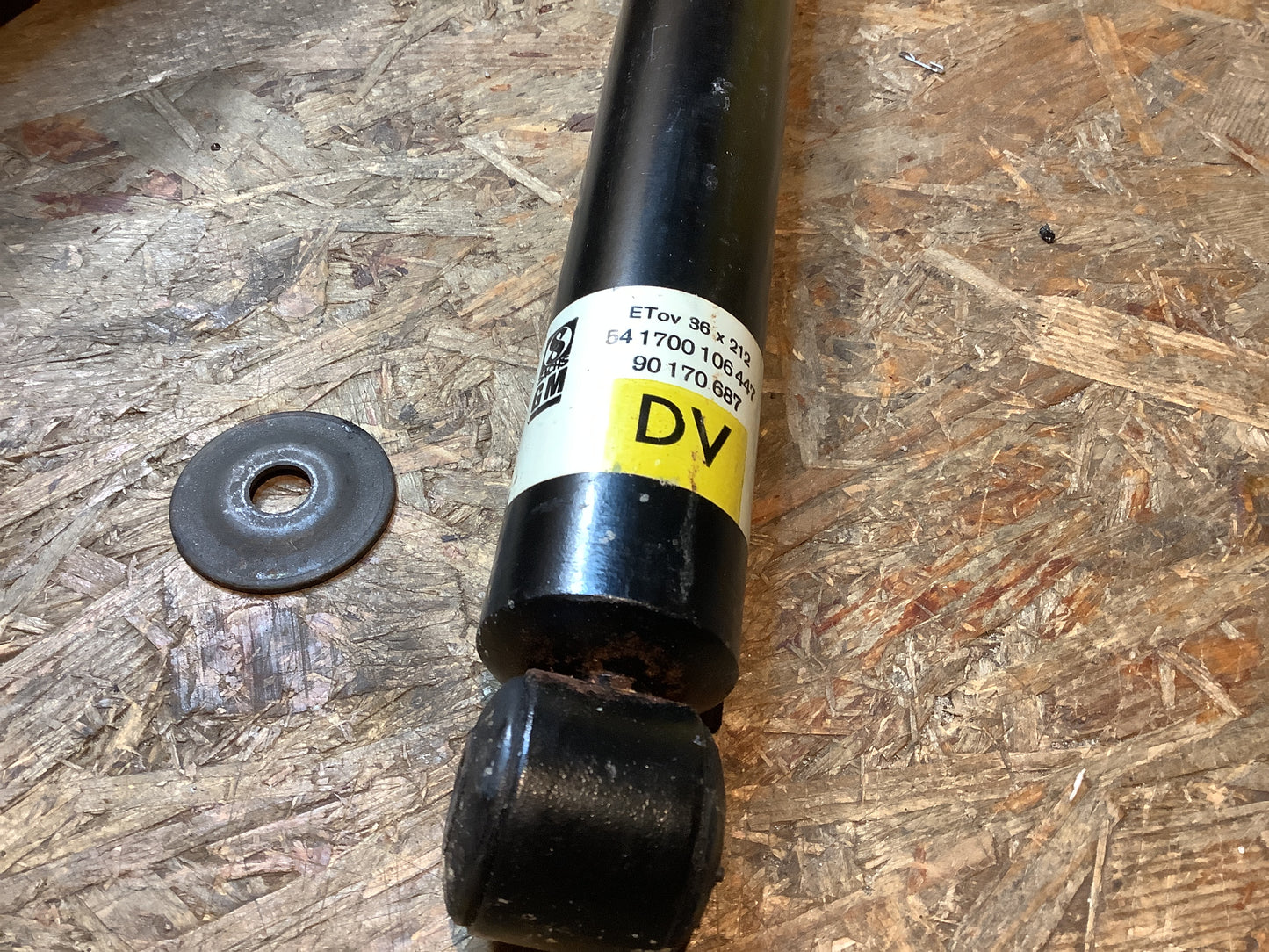 Kadett E Stoßdämpfer hinten Set Original Sachs GM NEU