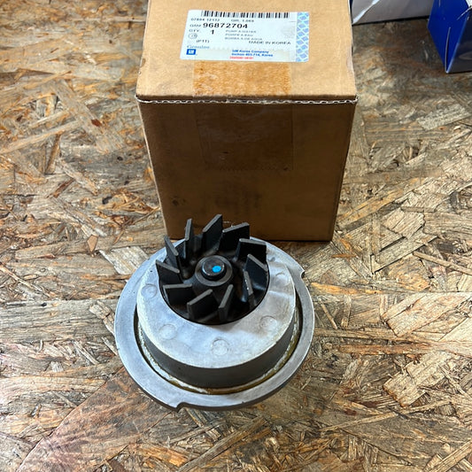 Original GM Chevrolet Kalos 1.4 Wasserpumpe NEU 96872704