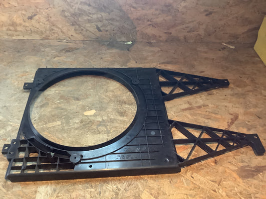 VW Golf IV Lüfterring Original VW NEU