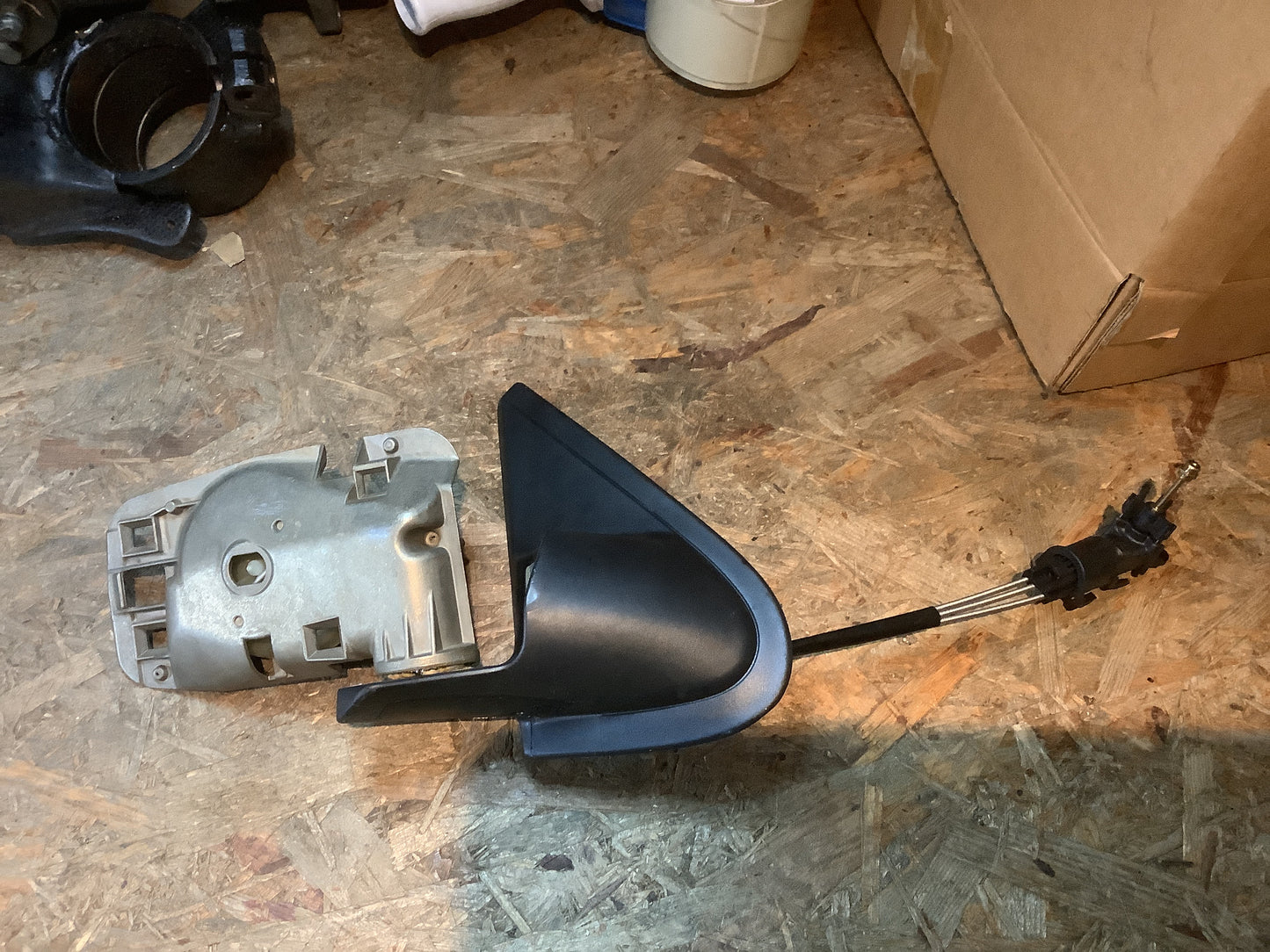 VW Golf III Spiegelgehäuse rechts Original VW NEU