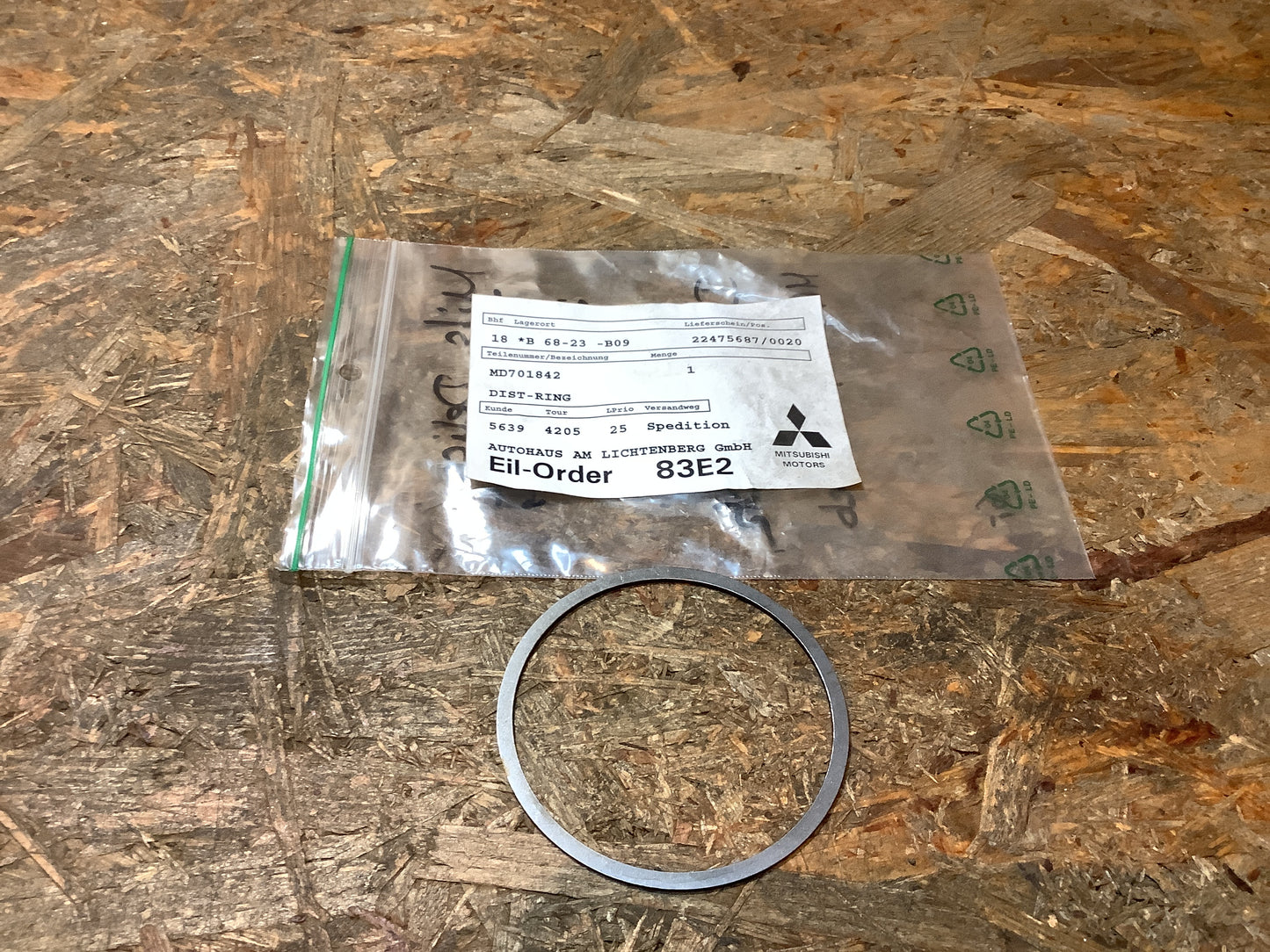 Mitsubishi Delica Truck, P05T,  Bj. 94-96 Distanzstück MIT-Hauptantrieb Original Mitsubishi NEU