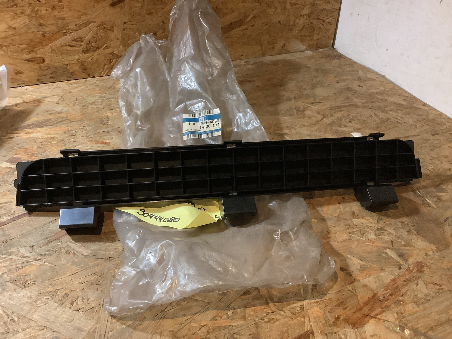 Opel Calibra A Kühlgitter Original GM NEU