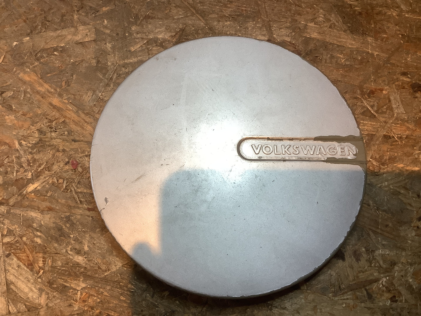 VW Golf 2, Bj. 83-92 Radkappe mit Lagerspuren Original VW NEU aus Altbestand