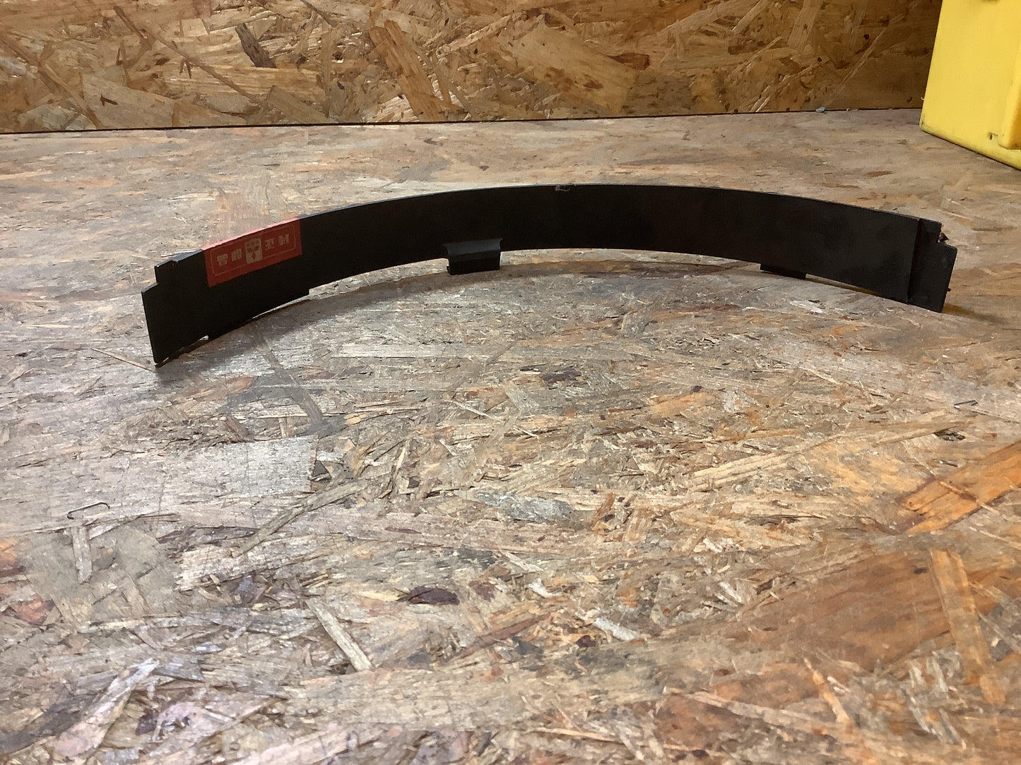 Mitsubishi Starion Abdeckung/ Kappe für Kühler unten Original NEU