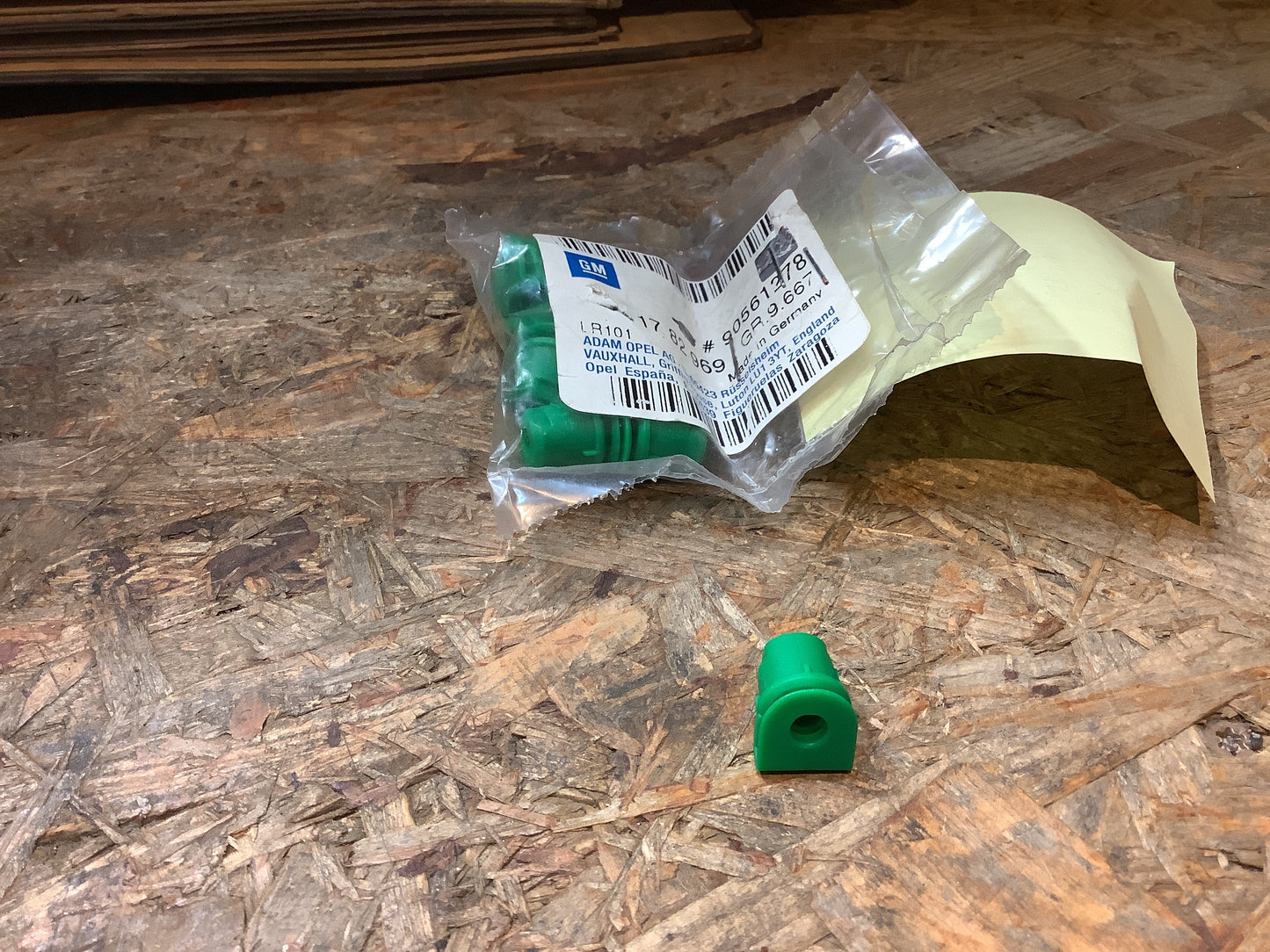 Opel Astra G, Corsa D Klemmmutter Armaturenbrett Original GM NEU