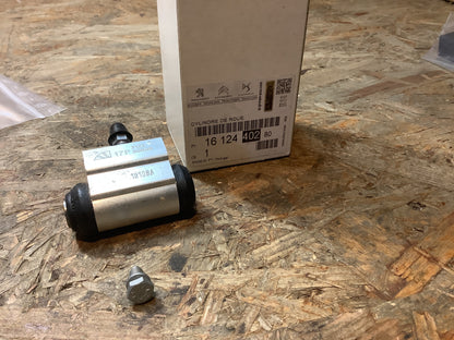 Peugeot Radbremszylinder Original PSA Groupe NEU