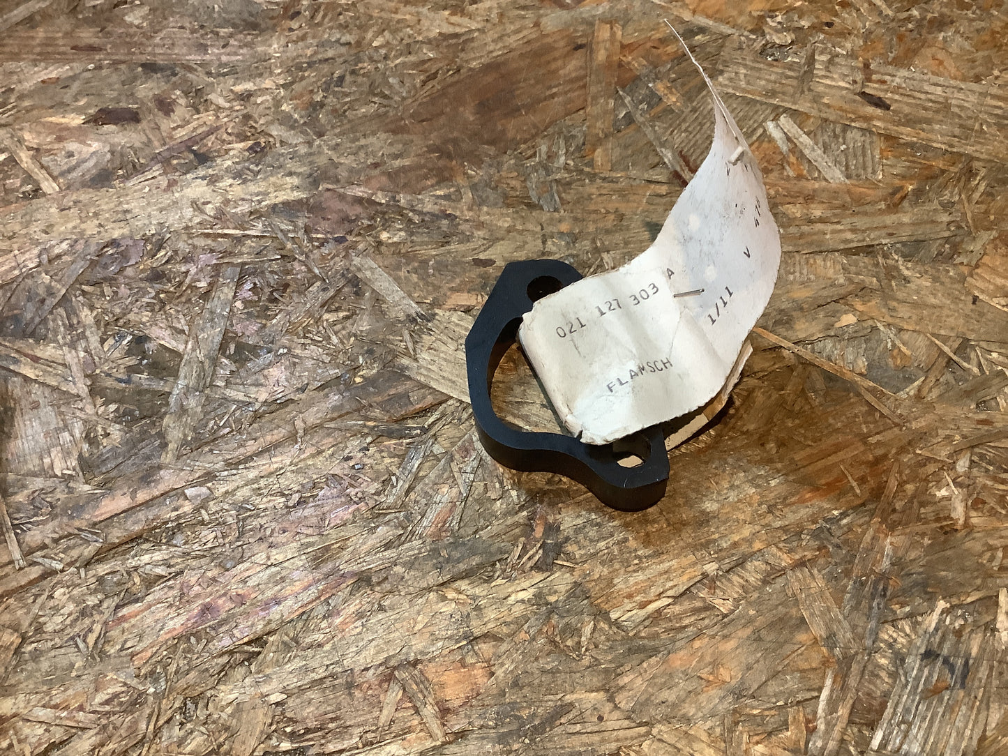 VW Bus T2a/T2b Zwischenflansch ORIGINAL VW NEU