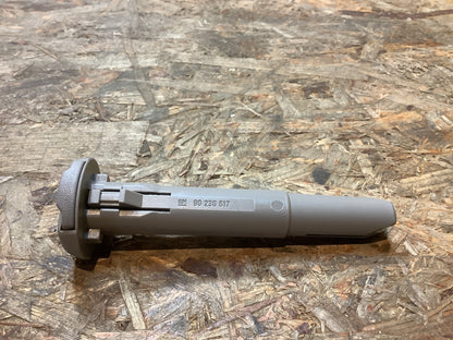 Omega B Führungshülse Kopfstütze Grau Original GM NEU