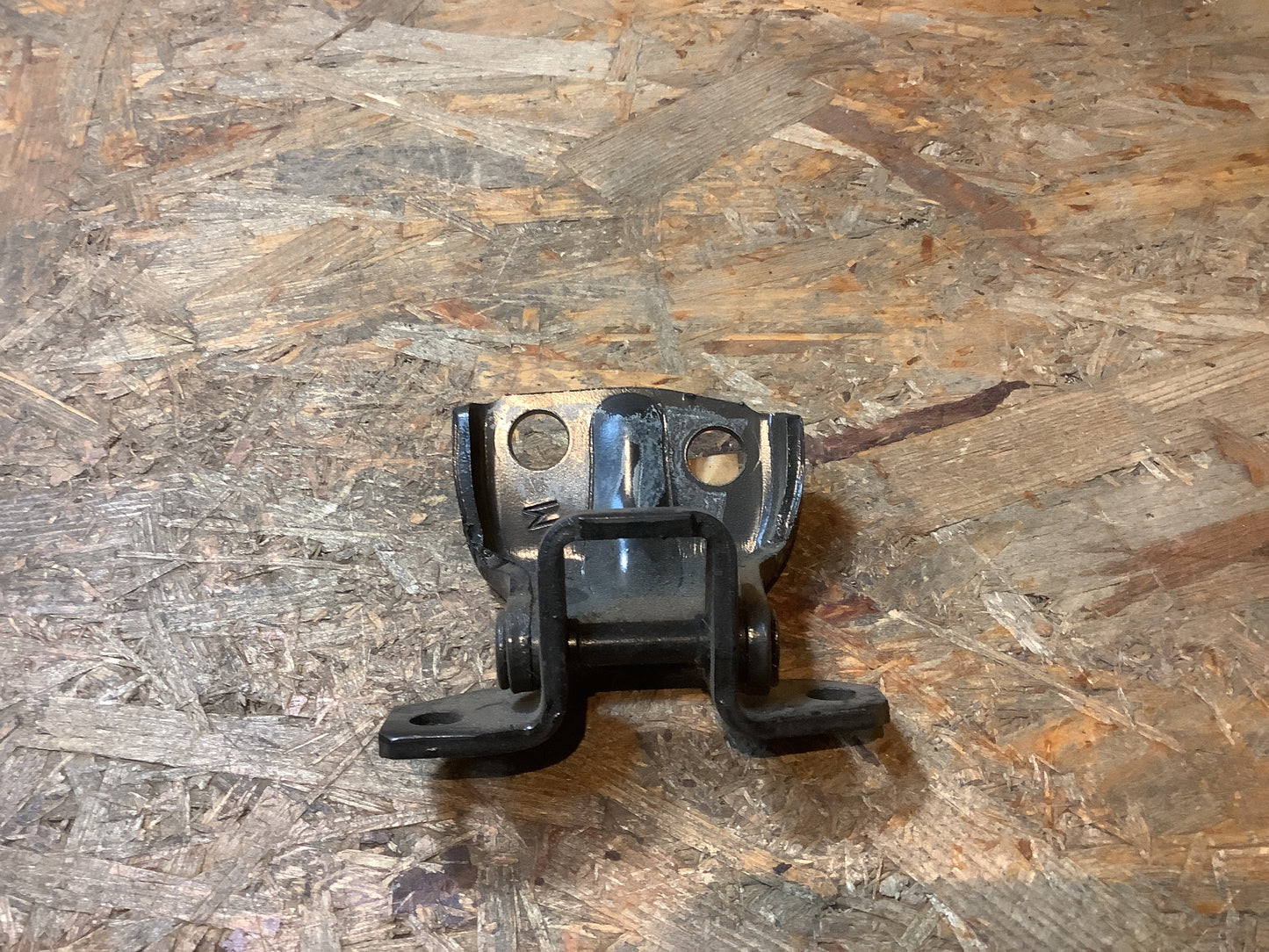 Mitsubishi Galant, Sigma Türscharnier, schwarz Original Mitsubishi NEU