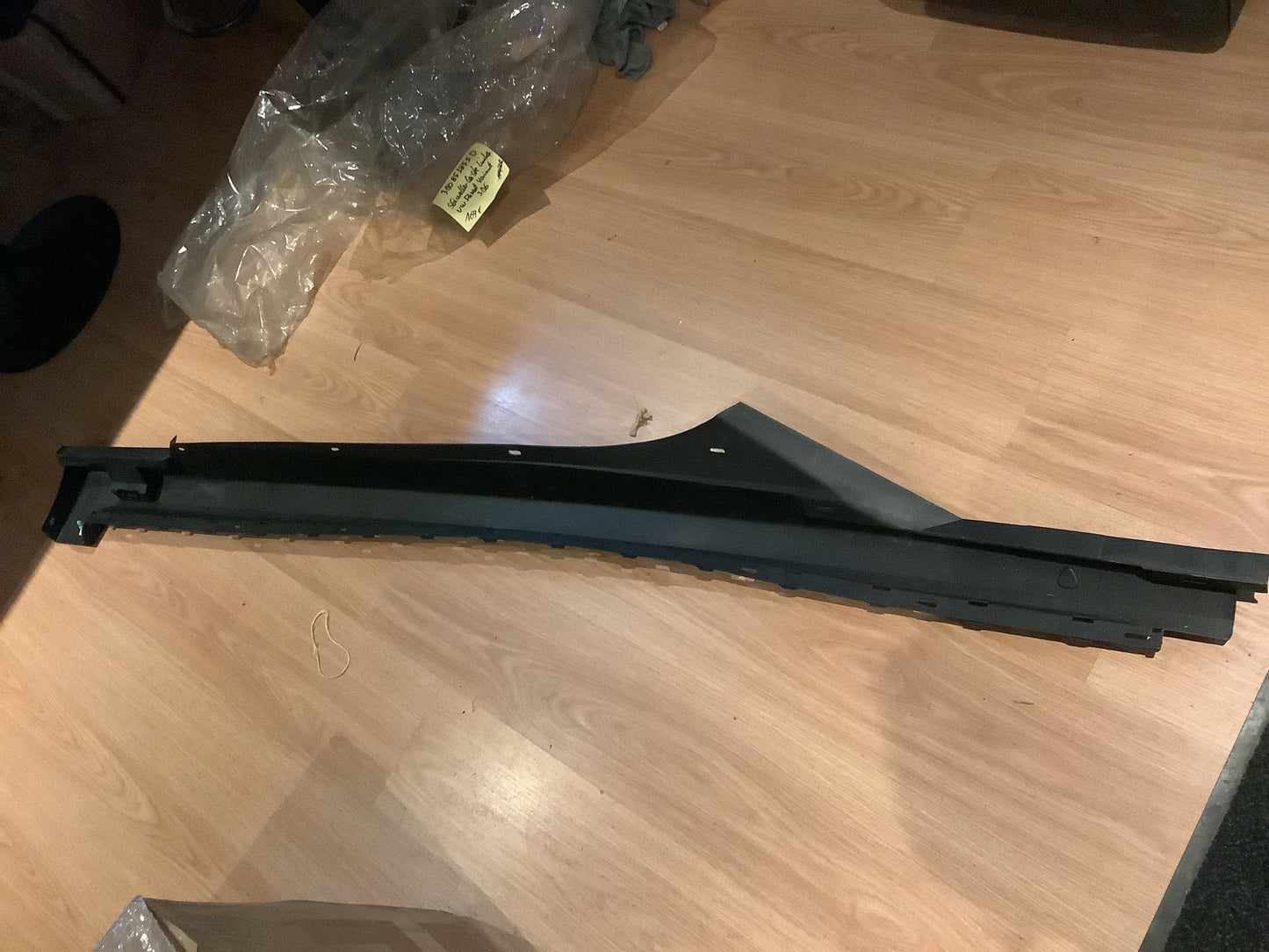 VW Passat Variant 3/36 Schwellerleiste links Original VW NEU