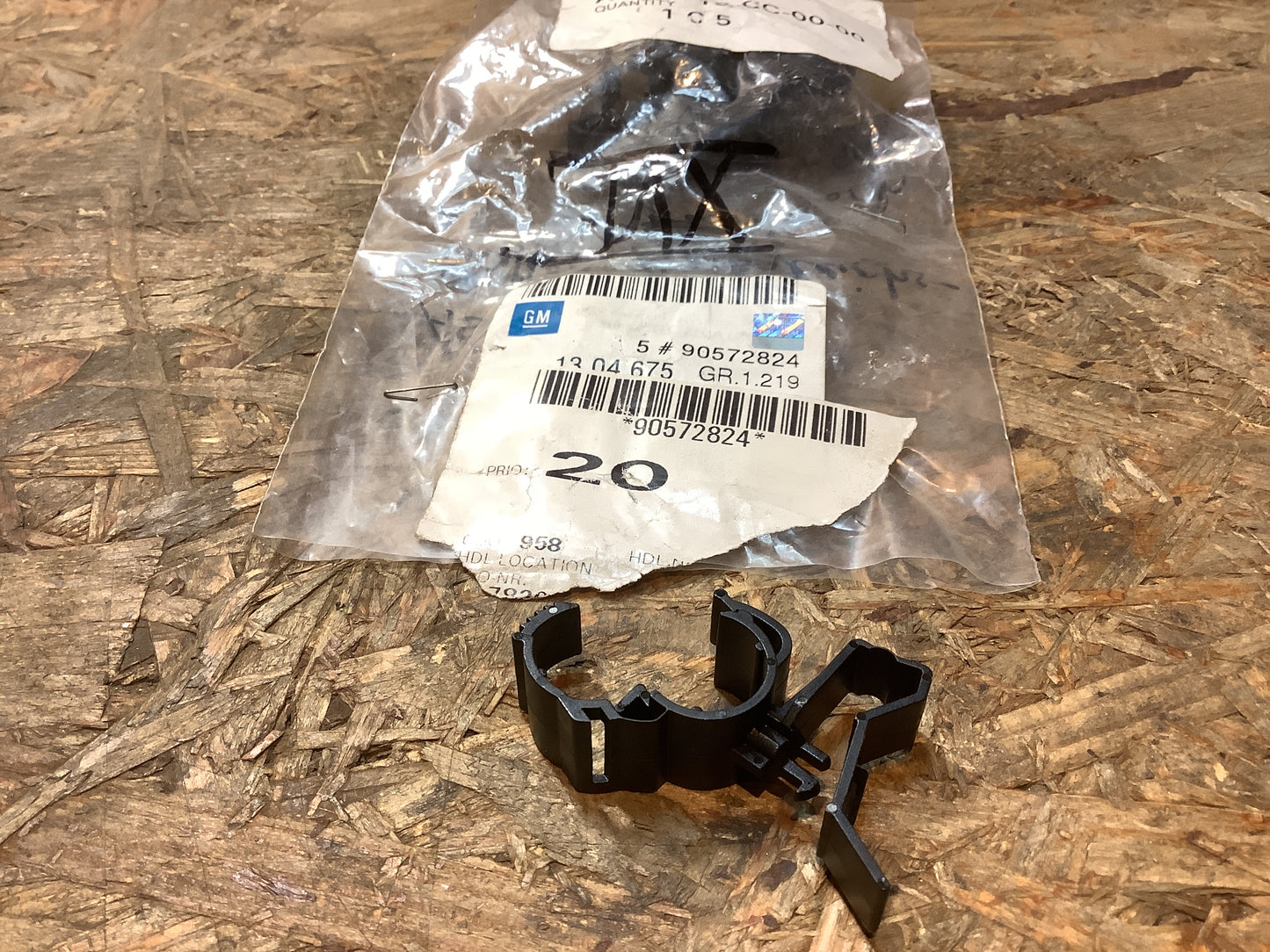 Astra G Halter Ausgleichsbehälter Frontblech Original GM NEU