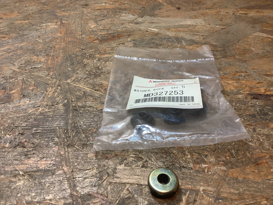 Mitsubishi Evo 3/4/5 Unterlegscheibe, Kipphebeldecke Original Mitsubishi NEU