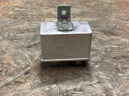 Opel Ascona C Relais elektr. Antenne Original Opel NEU