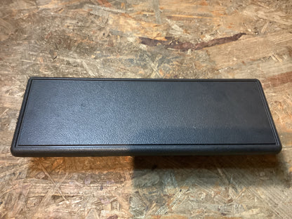 VW Bus T3 Blende, Radioschacht Original VW NEU