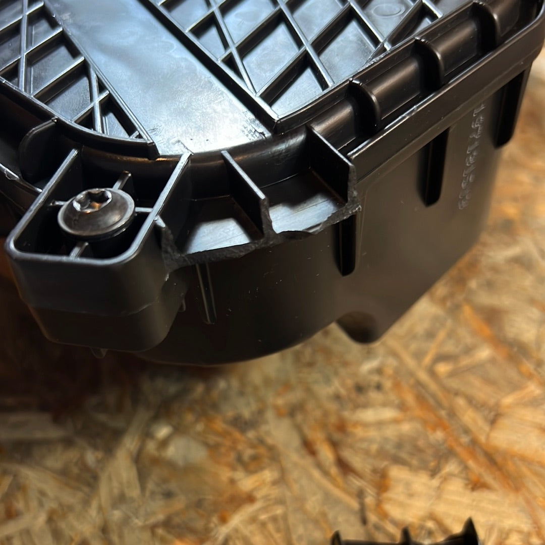 Original GM Additivtank Citroen C-Crosser 2.2  Mitsubishi Outlander 2,2 Peugeot 4007 2,2