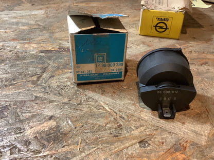 Ascona C 1.35, Kadett E Opel Vergaser Starterdeckel Original GM NEU