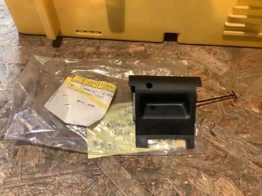 Opel Omega A Klappe Schweller hinten rechts Original Opel NEU