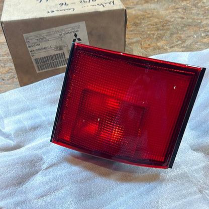 Original Mitsubishi Lancer Nebelschlussleuchte NEU MB912103