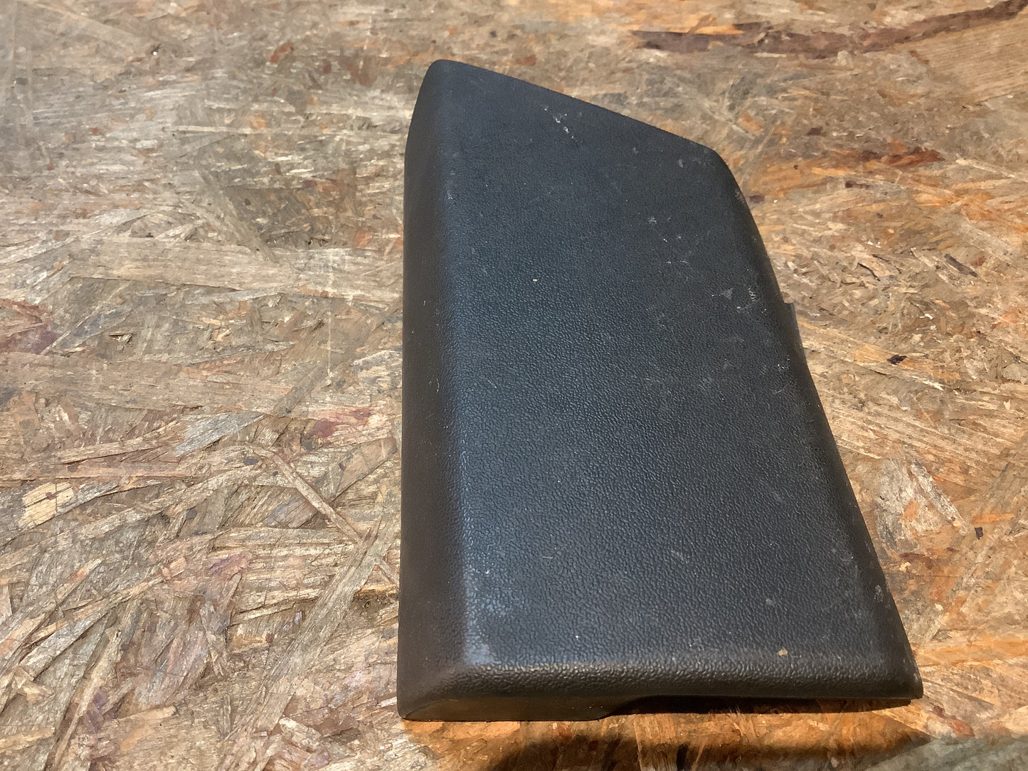 VW Golf 2 Zierleiste Kotflügel rechts Original VW NEU