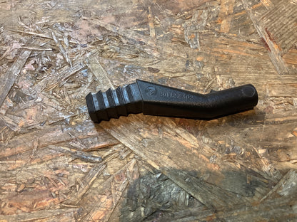 Kadett D/E, Corsa A, Ascona C Halter Hutablage Kofferraumabdeckung Original GM NEU