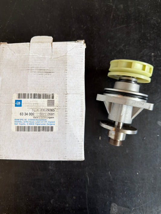 Original GM Opel Omega B 2,5 TD Wasserpumpe NEU