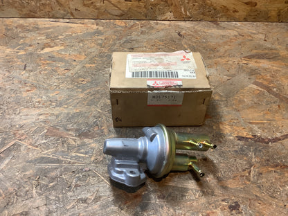 Mitsubishi Cordia Tredia Colt Kraftstoffpumpe Original Mitsubishi NEU