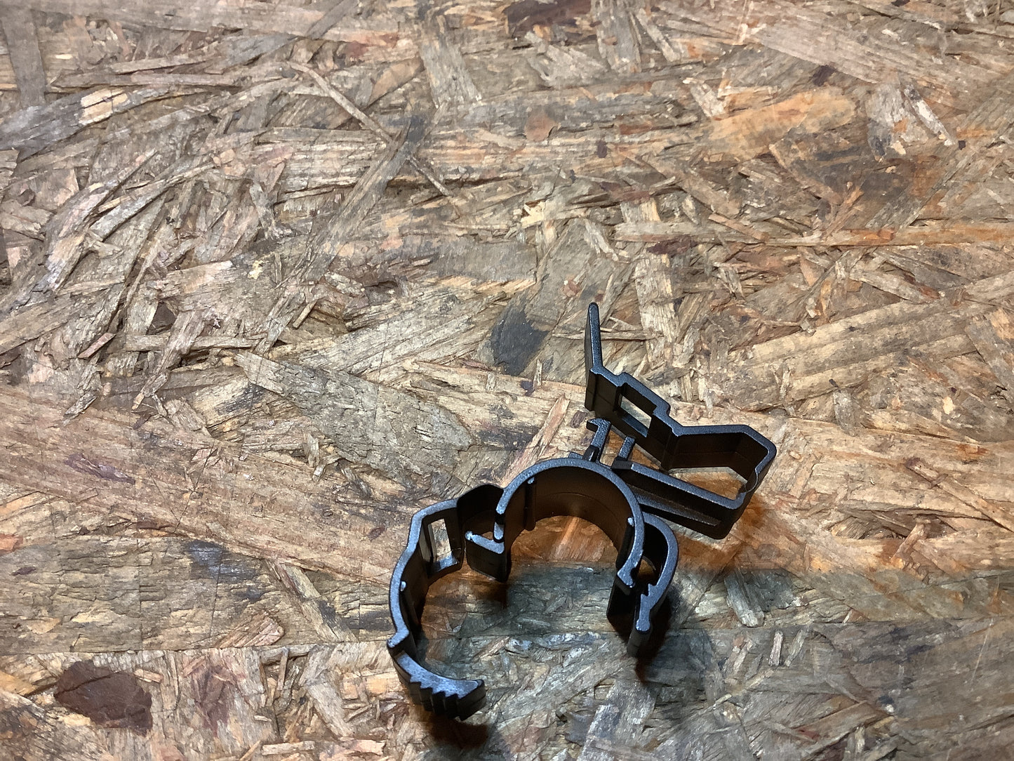 Astra G Halter Ausgleichsbehälter Frontblech Original GM NEU