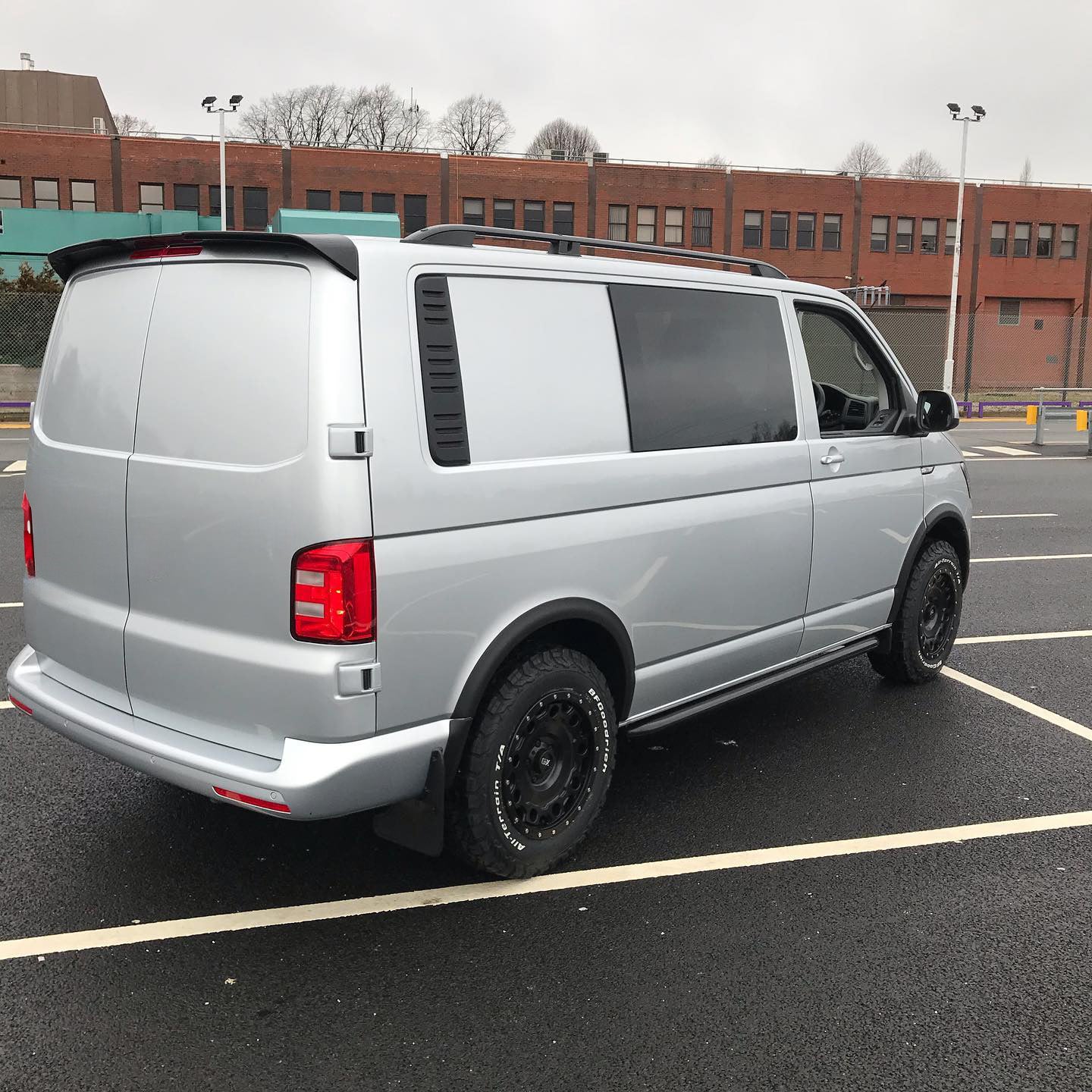 Radlaufverkleidungen passend für VW Transporter T6 2015-2019 mit ABE TÜV Matt Schwarz