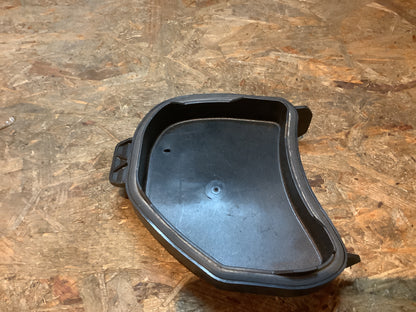 VW Caddy, VW Touran Abdeckklappe für Halogendoppelscheinwerfer Original VW NEU