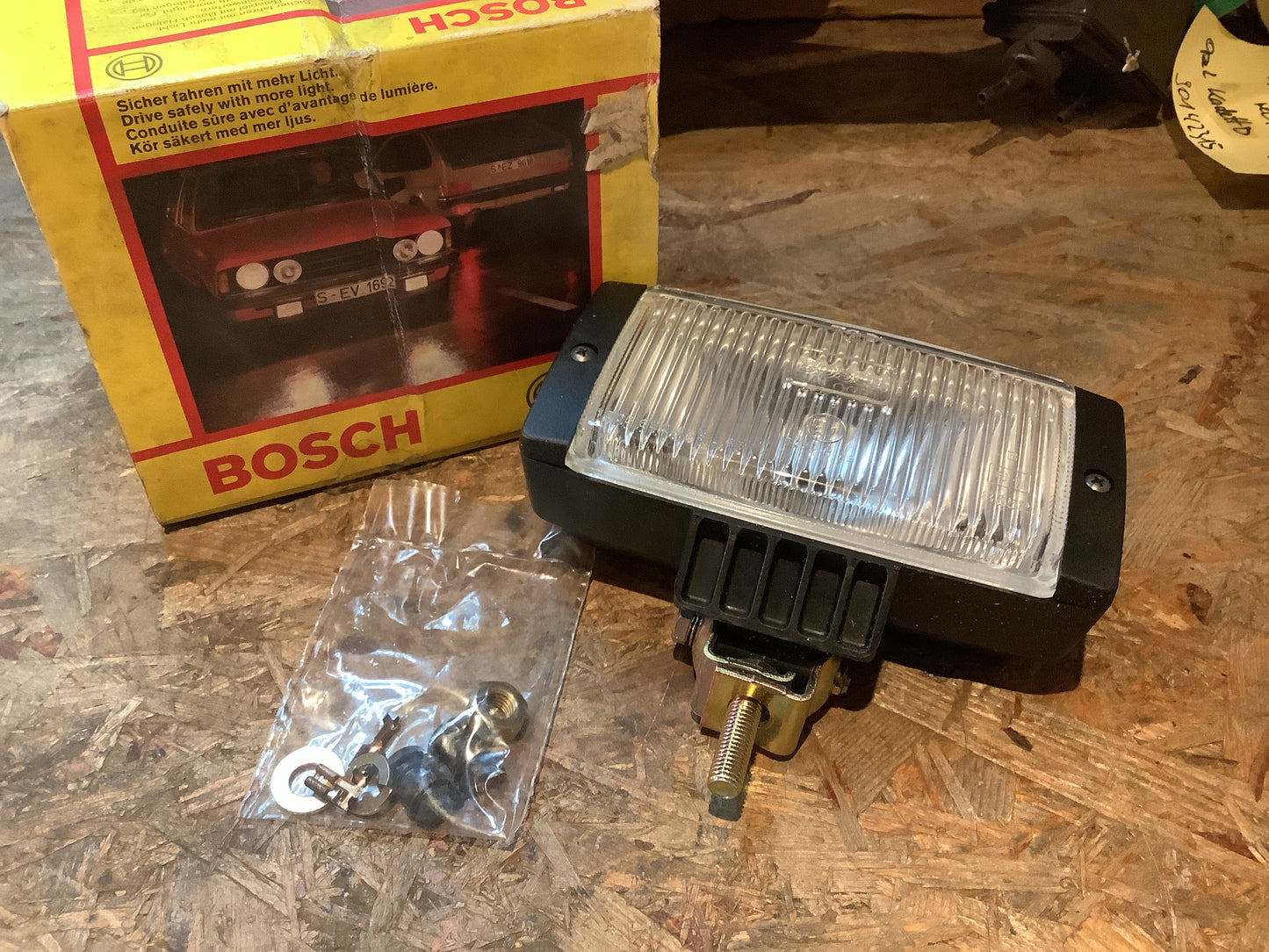 Opel Corsa A, Ascona C Nebelscheinwerfer Original Bosch GM NEU