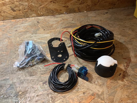 Opel Corsa B Elektrosatz/Anhängerkupplung 13 Polig Original GM NEU