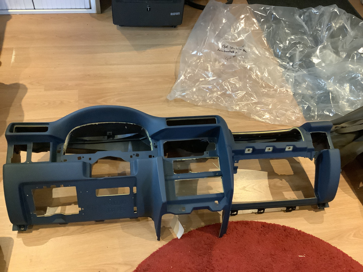 Opel Vectra A Armaturenbrett in Blau Original GM NEU