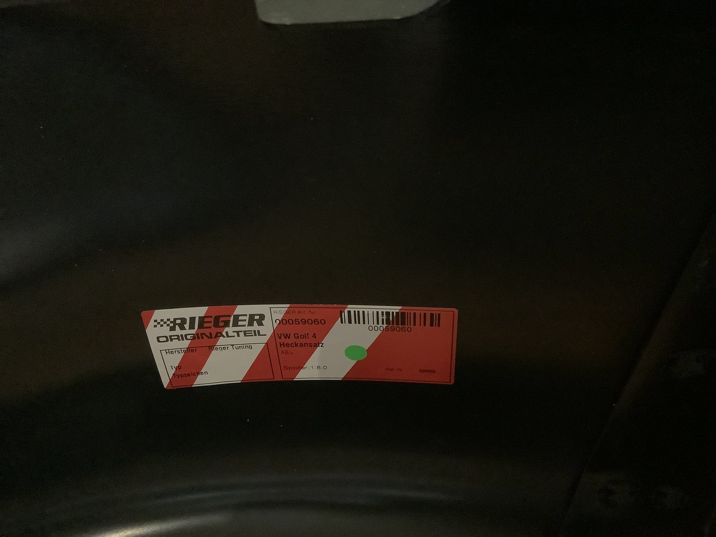 VW Golf 4 Rieger Heckansatz   -> nicht für hochgezogene ESD!    Nicht für Cabrio ABS, 
inkl. Alugitter, Gutachten, Montagezubehör