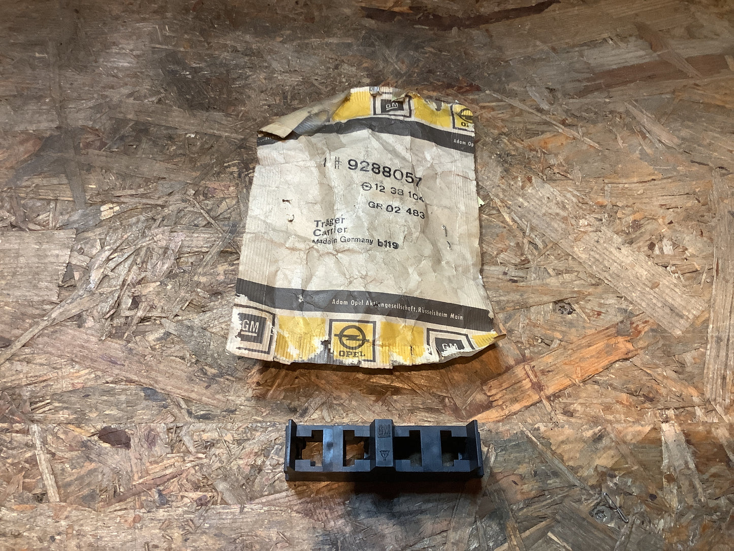 Opel Manta B, Ascona B Sicherungsträger/Kasten Original Opel GM NEU