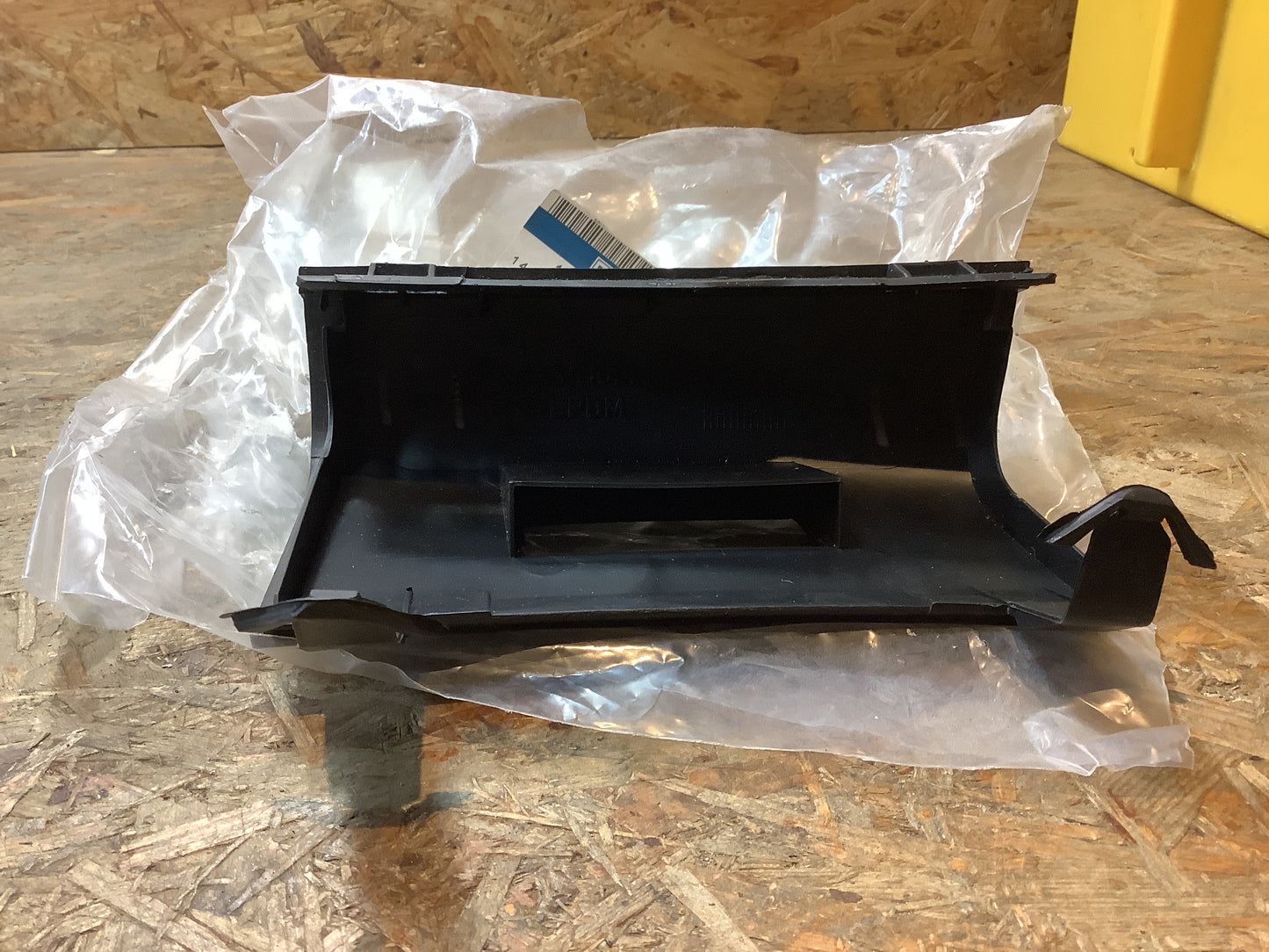 Omega A Blende Abschlepphacken Original GM NEU